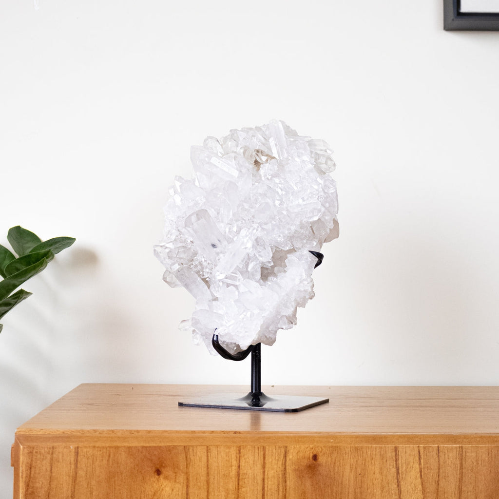 Quartz Crystal Druzy on Black Metal Base 5.220 kg