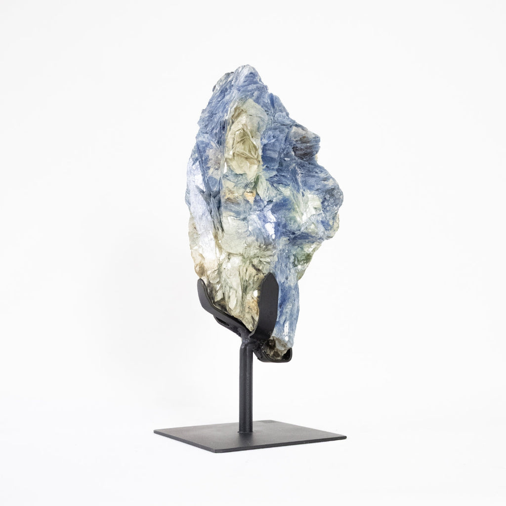 Blue Kyanite Stone with Mica Inclusion on Matte Black Metal Base 3.694 kg