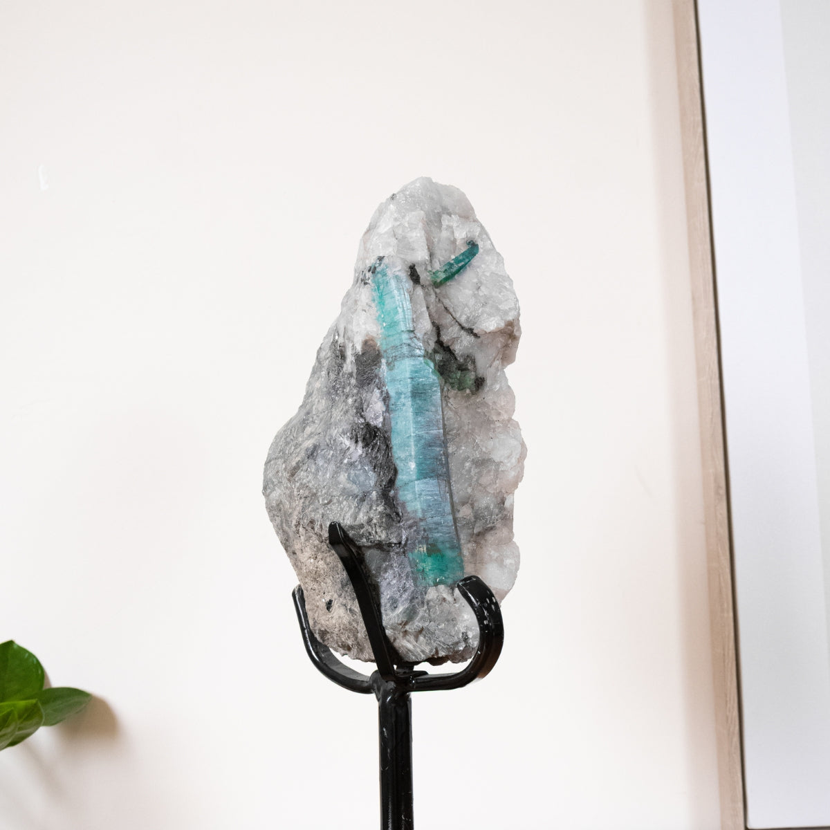 Raw Emerald (Rods) Stone in Matrix Metal Base 3.346 kg