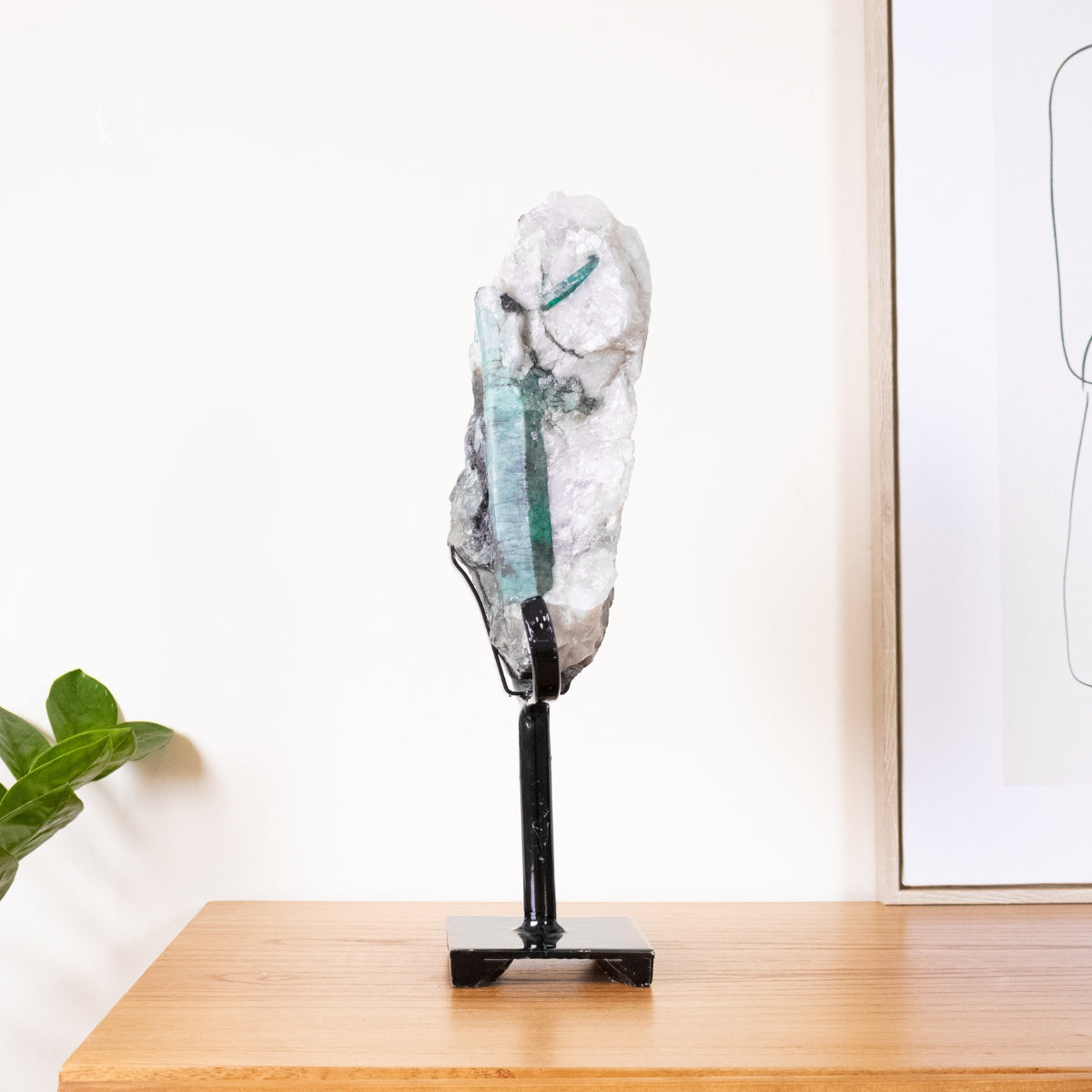 Desert Rose Stone on Black Metal Base 5.829 kg