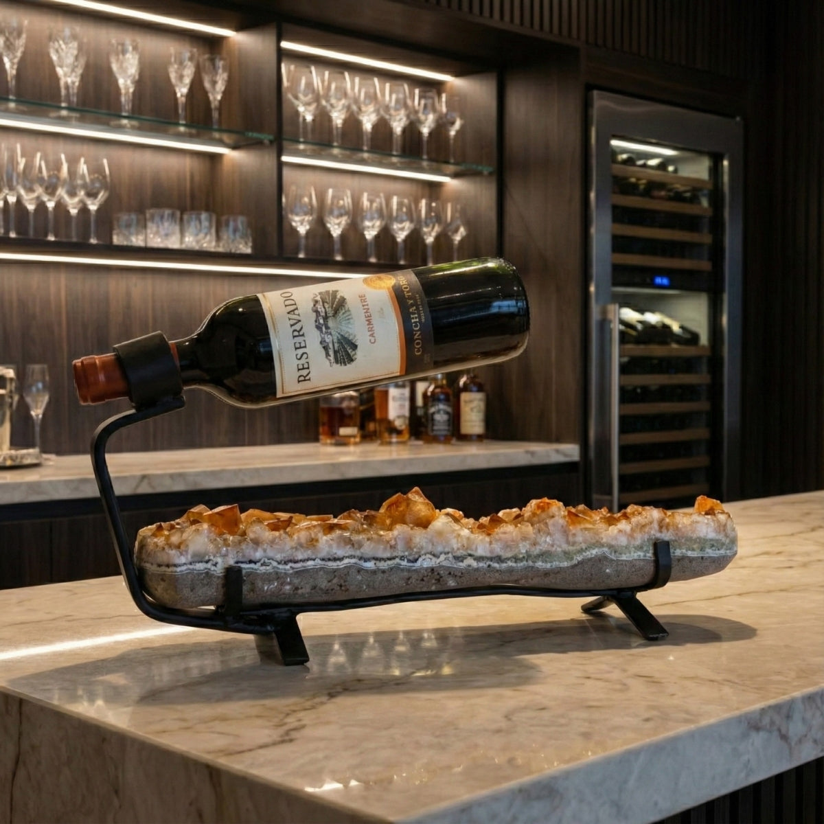Wine holder in Citrine Druzy on black metal base 2.955 kg